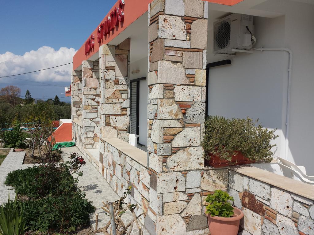 Nikos Studios Кефалос Экстерьер фото
