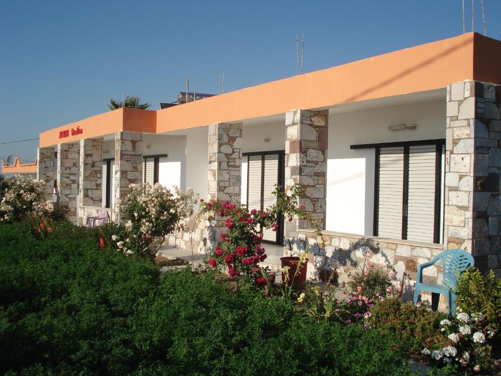 Nikos Studios Кефалос Экстерьер фото
